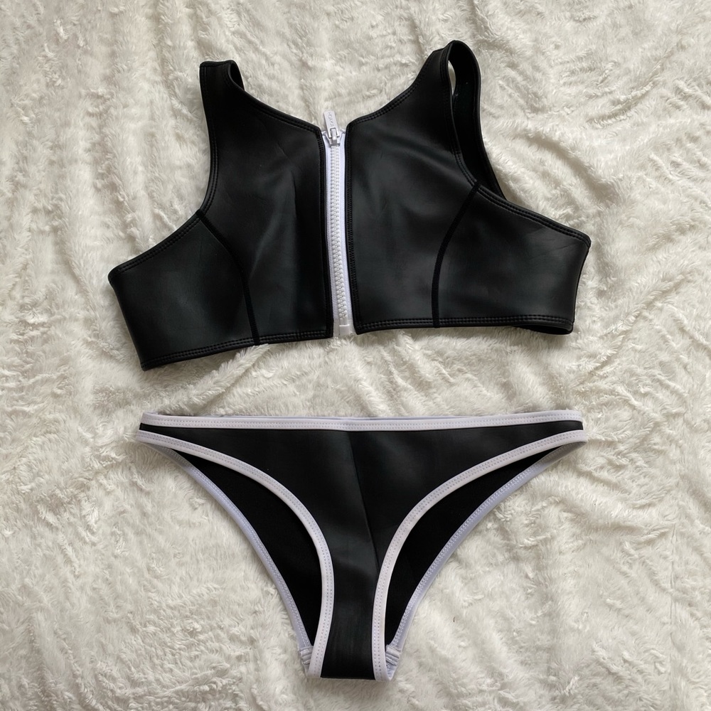 Hoaka Swimwear Highneck Neoprene Bikini